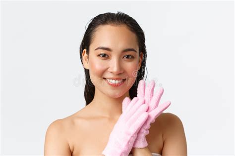 Personal Care Women Beauty Bathing And Shower Concept Attractive Asian Girl Standing Naked