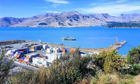 Kitesurfing in Lyttelton Harbour, Lyttelton, New Zealand, South Island ...