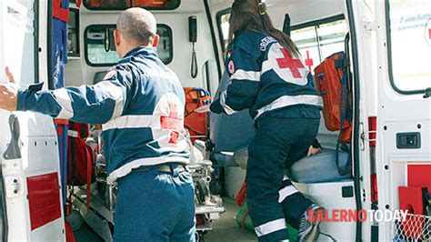 Due Ragazze Investite Sul Lungomare Di Salerno Luglio