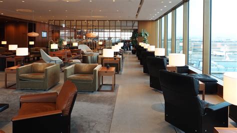 貴賓室 日本東京 羽田機場 國泰航空貴賓室 Cathay Lounge 視野開闊舒適貴賓室 一口冒險 Bitesized Adventure