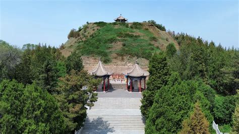 Wang Zhaojun Tomb and the Ethnic Unity of China