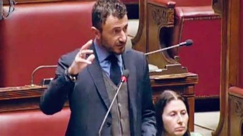 Emanuele Pozzolo si è avvalso della facoltà di non rispondere revocato