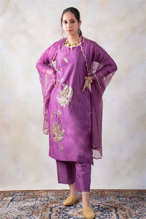 Buy Purple Chanderi Silk Embroidered Cutdana Round Floral Kurta Pant