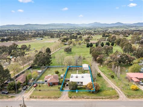 highton lane mansfield vic  property details