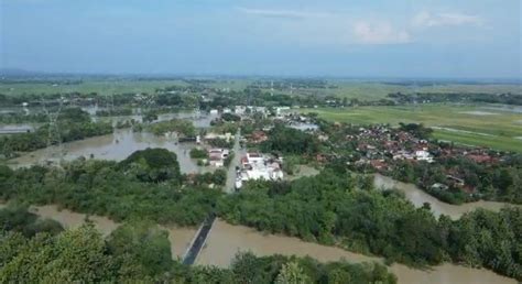 Banjir Terjang Grobogan Rumah Di Desa Terendam Okezone News