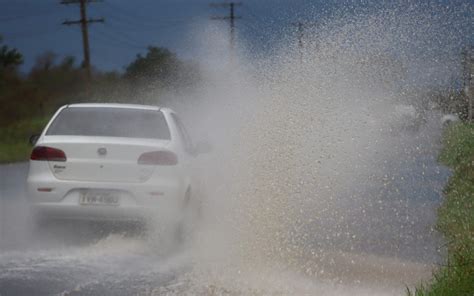 TEMPESTADE NO RS Defesa Civil Emite Alertas Para Alto Volume De Chuva