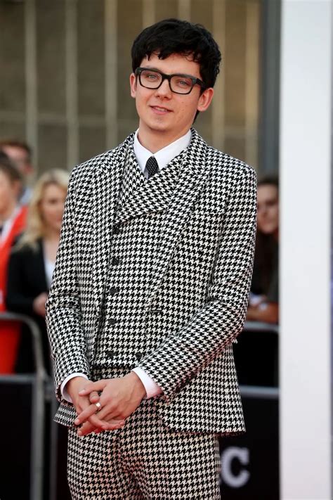 8 Portraits And Facts Of Asa Butterfield Star Of Popular Netflix Series SEX EDUCATION