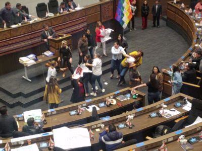 Tras Bochorno En La Asamblea Choquehuanca Convoca A Reuni N De Jefes