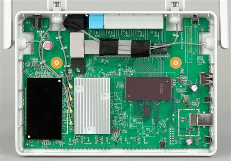 Обзор интернет-центра Keenetic Ultra KN-1810