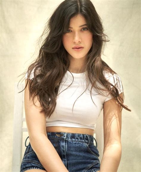 Shanaya Kapoor Is Adding To The Heat In A White Crop Top And Denim Shorts Bollywood News