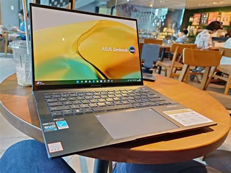 Review Asus Zenbook Oled Ux Laptop Oled Ringan Berlabel Intel Evo