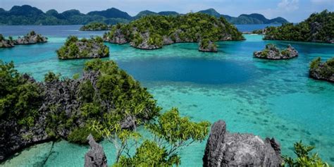 10 Wisata Bahari Terindah di Sulawesi Tenggara yang Wajib Dijelajahi ...