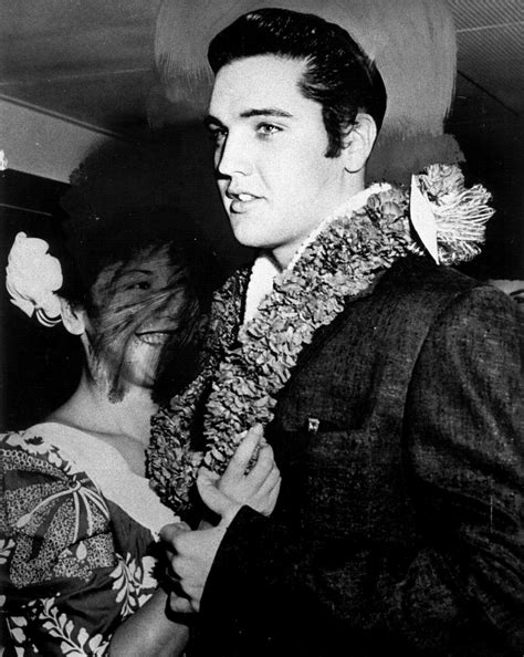 Elvis On Tour In Hawaii - Elvis Presley Photo (43622520) - Fanpop