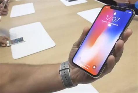 Iphone X面部識別零件再遇麻煩 這次黃牛也搶不到 每日頭條