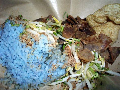 Recipe Nasi Goreng: Nasi Kerabu - Blue Color Rice