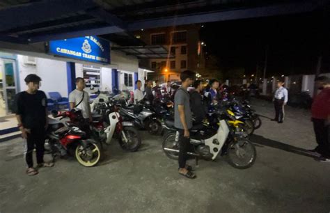 Tiga Remaja Tunggang Motosikal Secara Berbahaya Ditahan Di Bintulu