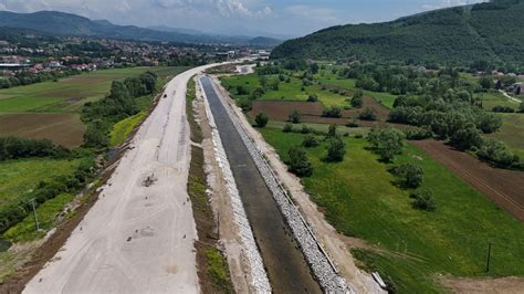 Pogledajte Kako Iz Zraka Izgledaju Radovi Na Izgradnji Brze Ceste Kroz