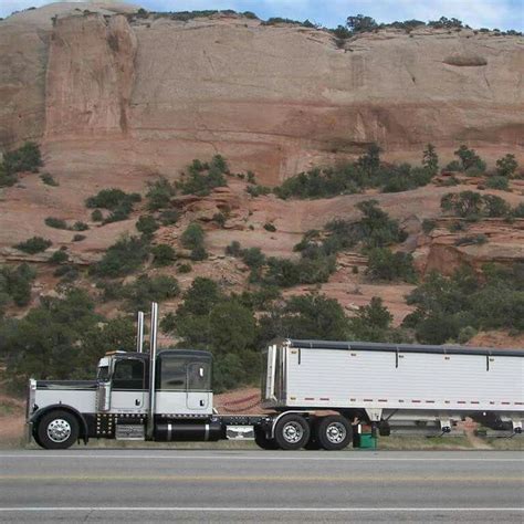 Grain Hauler Big Trucks Peterbilt Trucks Big Rig Trucks