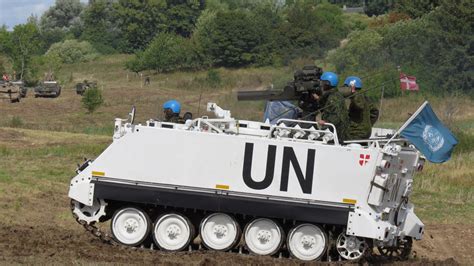 Pin by Carsten Nielsen on UN Peacekeeping Forces | Military vehicles ...