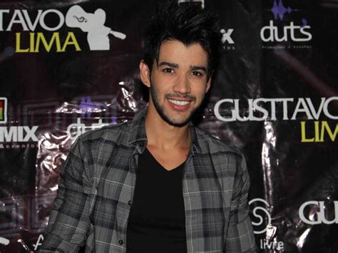 Gusttavo Lima Prepara Cd Em Espanhol