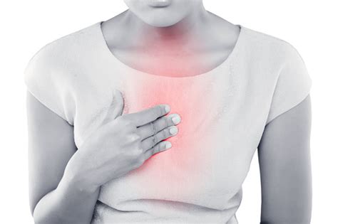 Substernal Chest Pain Causes Symptoms Diagnosis And Treatment