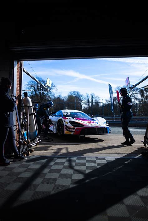 Dg Bgt Oulton British Gt Oulton Park England Th Flickr