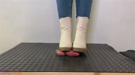 Work Colleague Bootjob During Break Time 8 Nude Pics XHamster