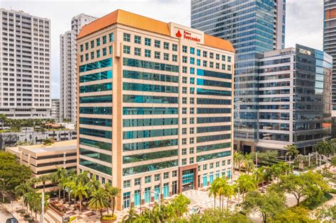 1401 Brickell Ave Miami FL 33131 LoopNet