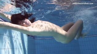 Underwater Babe Liza Rachinska Swims Naked Free Porn Videos YouPorn