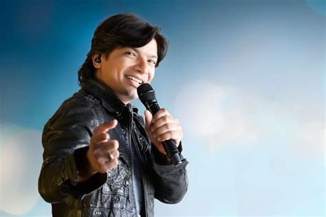 10 Songs By Shaan That Will Instantly Brighten Up Your Day And Put A Smile On Your Face!