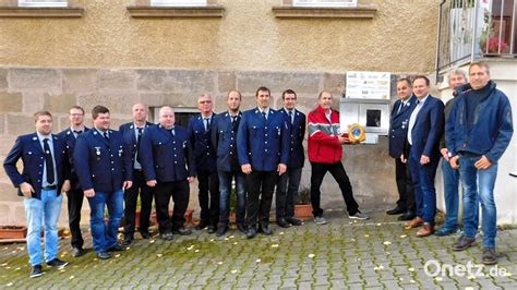 Netz Mit Defibrillatoren In Der Gemeinde Speichersdorf Immer Enger Onetz