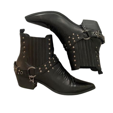 Western style black ankle boots! Super unique shoes... - Depop