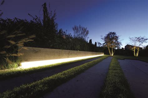 LINEAR LIGHTING Slimlux 19 VA Linear Lighting Outdoor Lighting