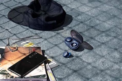 Wireless Earbud Sony Xb 700 at Rs 6500 in Mumbai | ID: 2850841890773