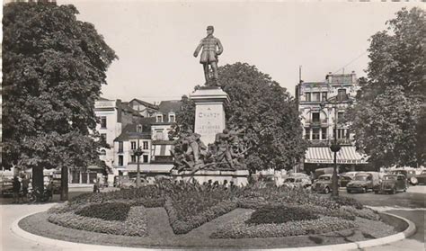 Le Mans 72 LE MANS PLACE DE LA REPUBLIQUE STATUE DU GENERAL