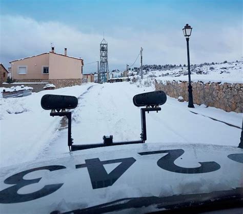 La Nieve Y El Hielo Obliga A Uso De Cadenas En Tres Carreteras