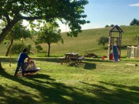 Kinderfreundlicher Campingplatz In Der Eifel Privater Stellplatz In