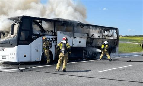 Pożar autokaru na A4 29 maja Dzieci w szpitalu