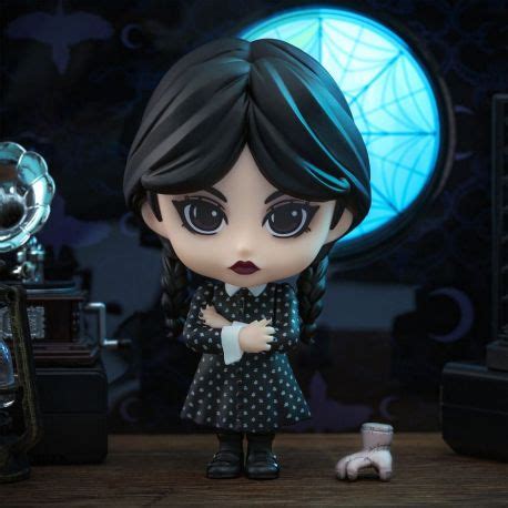 Wednesday Figurine Cosbaby S Wednesday Addams Hot Toys