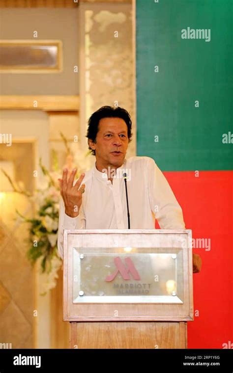 Imran Khan Prime Minister Hi Res Stock Photography And Images Alamy