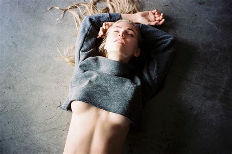 Scarlett Leithold Porn Pic