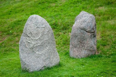 Anciennes Pierres Runiques De Jelling Photo Premium