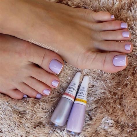 20 Unhas dos pés diferentes esmaltes Cute toe nails Pretty toe