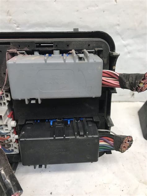 2011 Chevy Equinox Gmc Terrain Underhood Under Hood Fuse Box Ebay