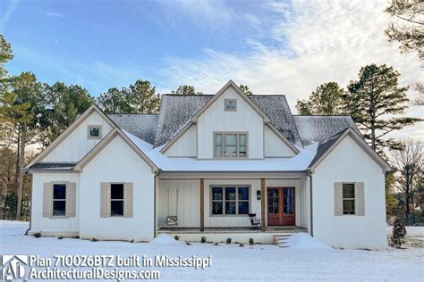 Plan 710026BTZ 4 Bed New American Home Plan With Main Floor Master