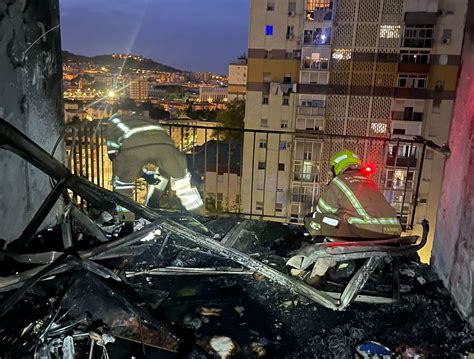 Dos Personas Resultan Intoxicadas Por Humo En El Incendio De Una