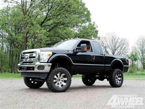 Modified Cars: Ford F250 Lifted Truck