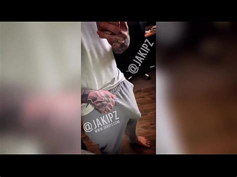 Jakipz Jugando Con Una Gran Polla En Sudaderas Grises Xvideos