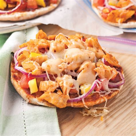 Mini Pizzas Au Poulet Barbecue Et Tomates Les Recettes De Caty