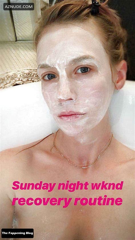 January Jones Nude And Sexy AZNude
